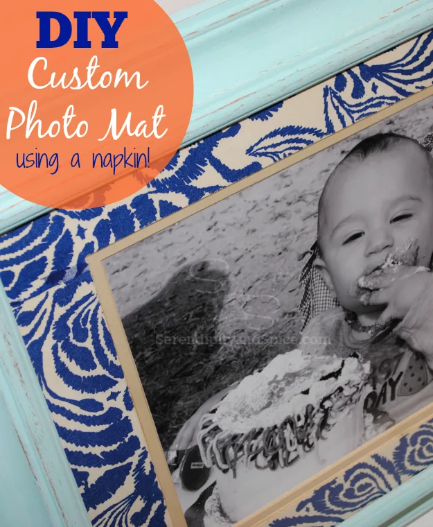 how to make your own custom photo mat using a napkin