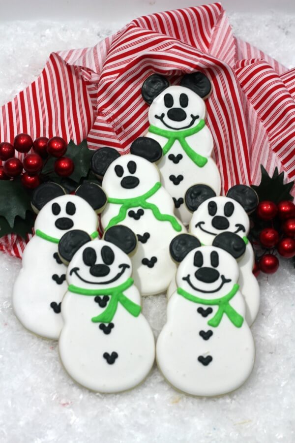 Mickey Snowman Cookies