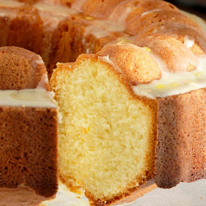 Deliciously Moist Pineapple Pound Cake Recipe - A Tropical Treat!