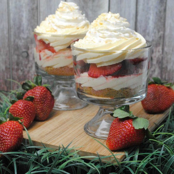 Strawberry Cheesecake Parfait Recipe