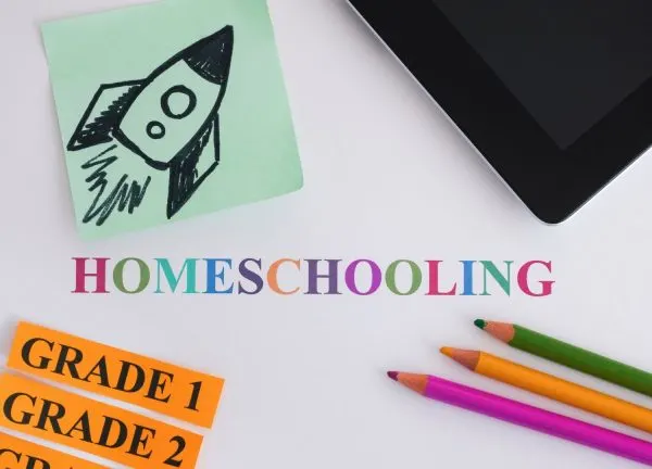 homeschool 1 How to Know if Homeschool Is Right for Your Kids One question I'm constantly asked when people find out that I'm a homeschool mom is "how did you know that homeschool was the right decision for your kids?".   That, my friend, is one tricky question.