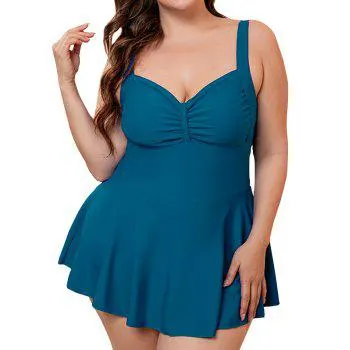 1675721049505357054 Plus Size Swimsuits to Make You Feel Skinny These plus size swimsuits are slimming, flattering, and beautiful! Plus size swimsuits that will make you feel skinny! #fashion #SummerStyle #OOTD #PlusSize