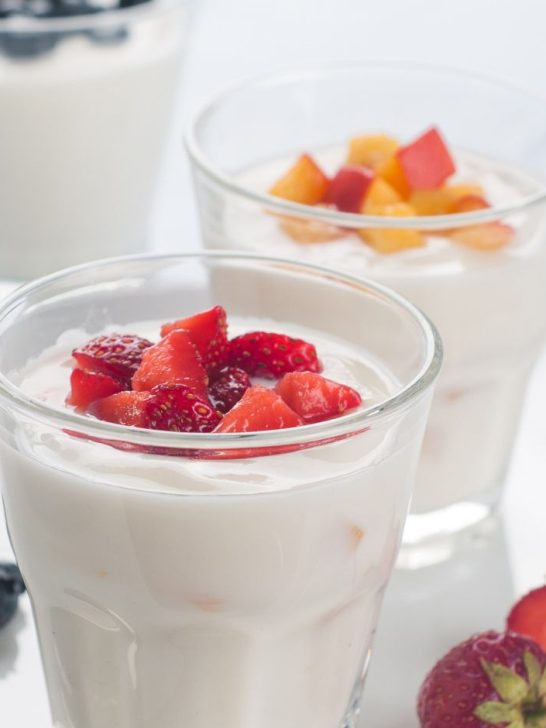 This delectable slow cooker yogurt is a delicious dish!